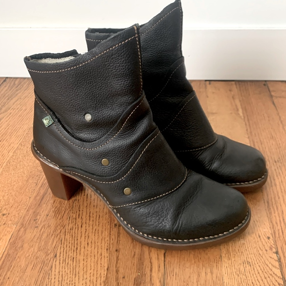 Womens El Naturalista Caminar Por La Vida leather Boots Size 39
